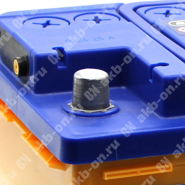 Аккумулятор автомобильный 12В 60Ач АКОМ +EFB обратной полярности 